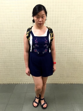 「H&M（エイチ・アンド・エム）のアイテム（つなぎ/オールインワン）」を使った、Mandy Lamさん（レディース・165cm）の夏コーディネート