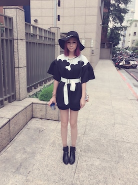 劉薰愛さんのコーディネート