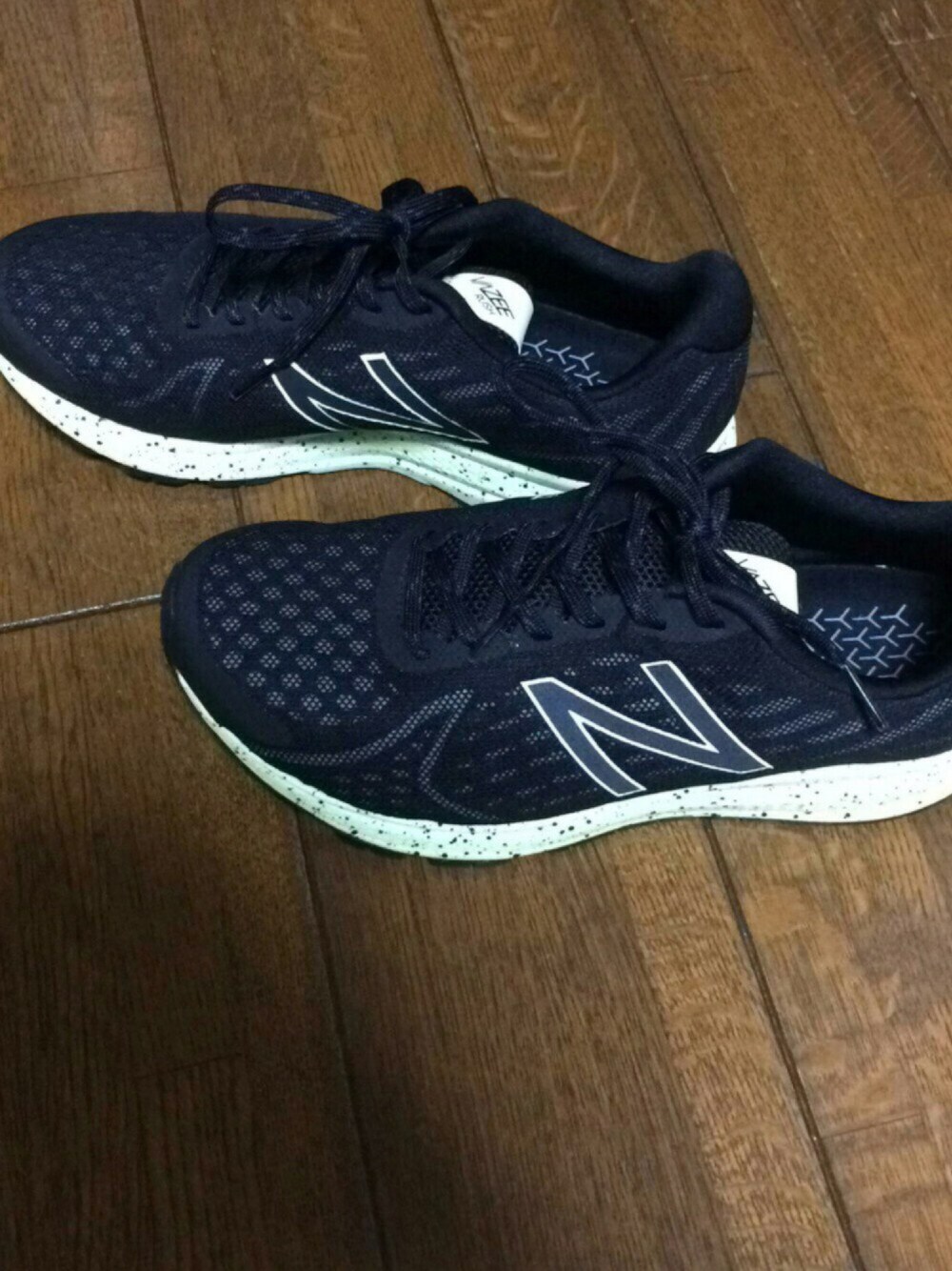 「ニューバランス、ランニングシューズ、限定」｜「NEW BALANCEのアイテム（スニーカー、ブラック系）」を使った、hamiさん（メンズ・153cm）の秋コーディネートの1枚目の写真