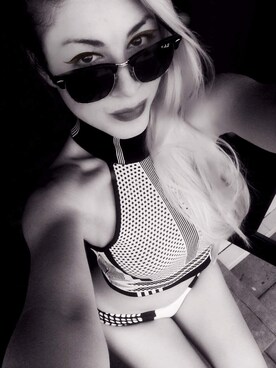 「wearsg」｜「アイテム（タンクトップ）」を使った、Vanessa Emily Qさん（レディース・170cm）の夏コーディネート