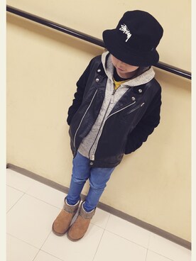 「UNIQLO（ユニクロ）のアイテム（ライダースジャケット、ブラック系）」を使った、megjiiさん（レディース・161cm）の春コーディネート