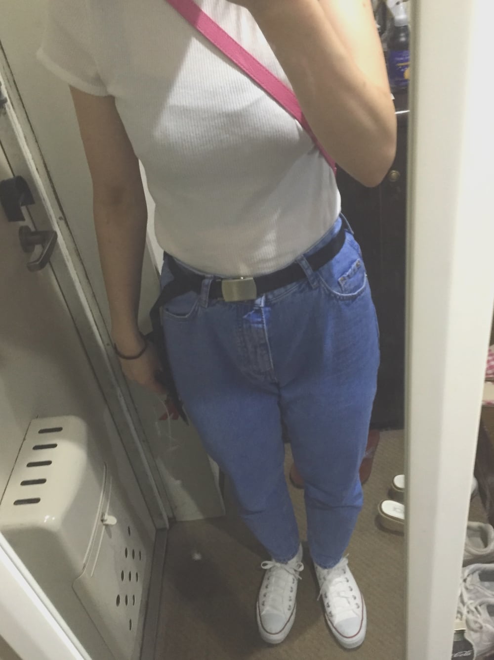 「ZARAのアイテム（デニムパンツ、ブルー系）」を使った、kさん（レディース・162cm）の夏コーディネートの1枚目の写真