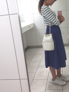 「Drawer（ドゥロワー）のアイテム（スカート）」を使った、Cheliさん（レディース・166cm）の春コーディネート