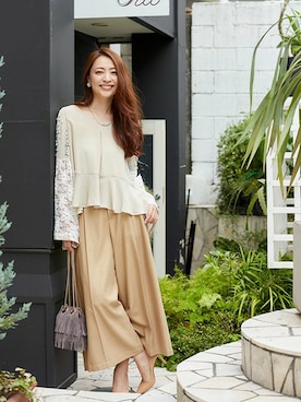 磯部奈央さんのコーディネート