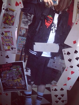 「MAGICAL MOSH MISFITS（マジカルモッシュミスフィッツ）のアイテム（スタジャン）」を使った、あやもんさん（レディース・158cm）の夏コーディネート