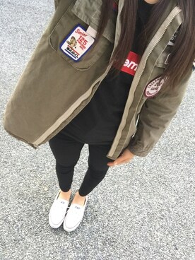 「TOMMY（トミー）のアイテム（ジャケット/アウター）」を使った、Emaさん（レディース・159cm）の秋コーディネート