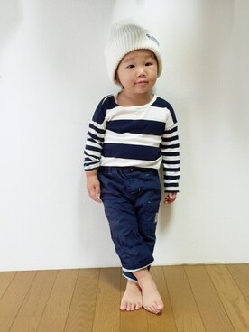 「babyGAP（babyGAP）のアイテム（Tシャツ/カットソー、ブルー系）」を使った、amamaさん（キッズ）の秋コーディネート
