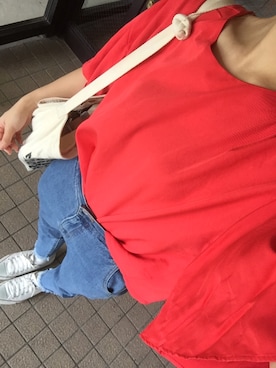 「KBF（ケイビーエフ）のKBF　フレアスリーブプルオーバー（シャツ/ブラウス、レッド系）」を使った、nakak☺︎…さん（レディース・160cm）の夏コーディネート