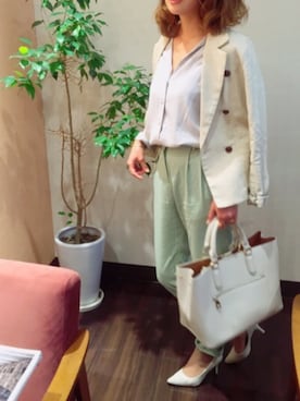 「レーヨンシャツ」｜「アイテム（ジャケット/アウター）」を使った、新田 佳代さん（レディース・162cm）の夏コーディネート