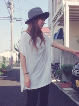「UNIQLO（ユニクロ）のアイテム（Tシャツ/カットソー、ホワイト系）」を使った、KAZUMIさん（レディース・160cm）の秋コーディネート