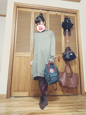 Asuさんの「Forest Green-Ox Red Kanken Mini Backpack」を使ったコーディネート