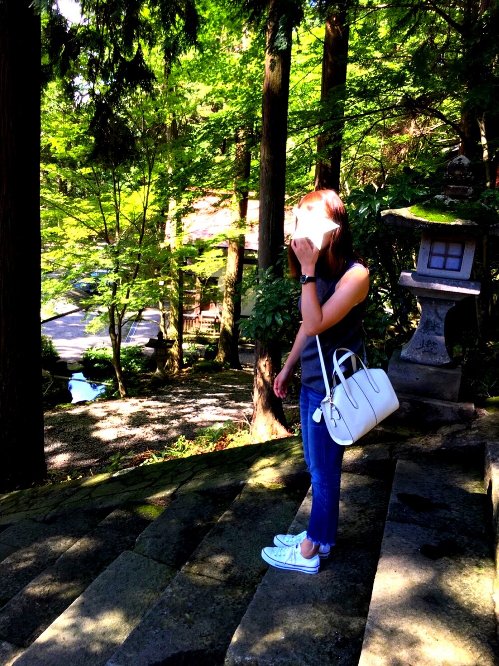 「秋コーデ、オトナカジュアル、パンツスタイル、オトナ女子、ニット、UNIQLO、ユニジョ、RED CARD、converse」｜「Marc by Marc JacobsのMARC BY MARC JACOBS 'Pelly' 2-Tone Bracelet Watch, 36mm（アナログ腕時計、ブラック系）」を使った、minaさん（レディース・163cm）の秋コーディネートの1枚目の写真