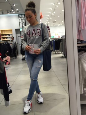 Yu Sheinar Laleiaさんのコーディネート