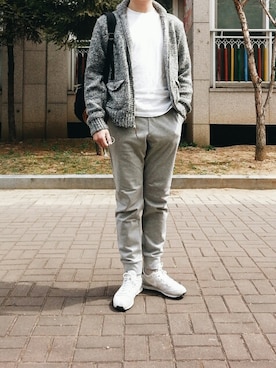 サンジュンさんのコーディネート