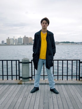 「アイテム（ステンカラーコート）」を使った、江原陽祐さん（メンズ・176cm・10代）の秋コーディネート