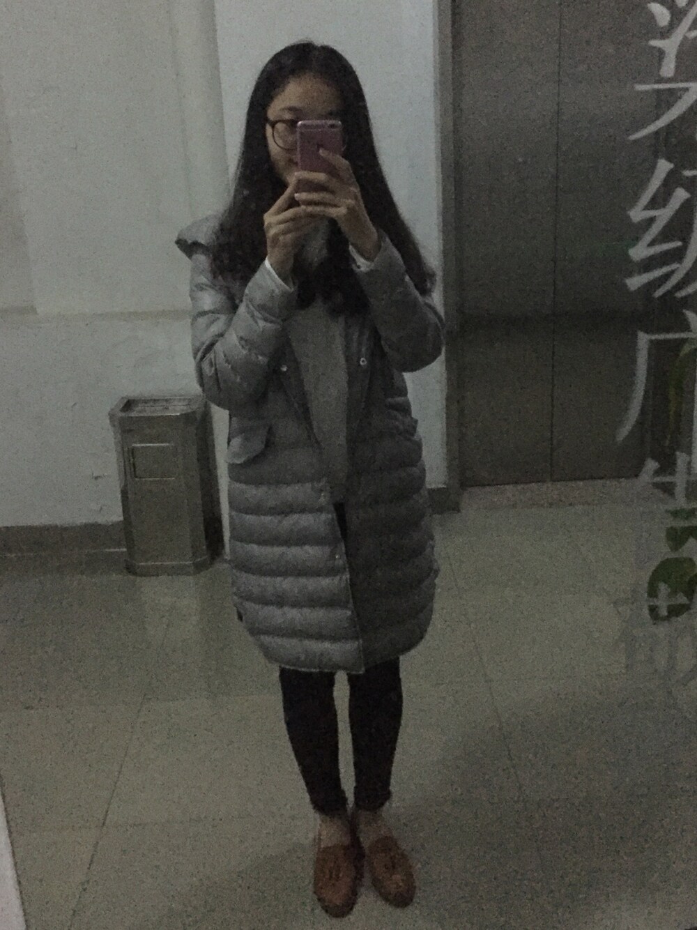 「邻家女孩のアイテム（トップス、ホワイト系）」を使った、永倩何人唤さん（レディース・169cm）の春コーディネートの1枚目の写真