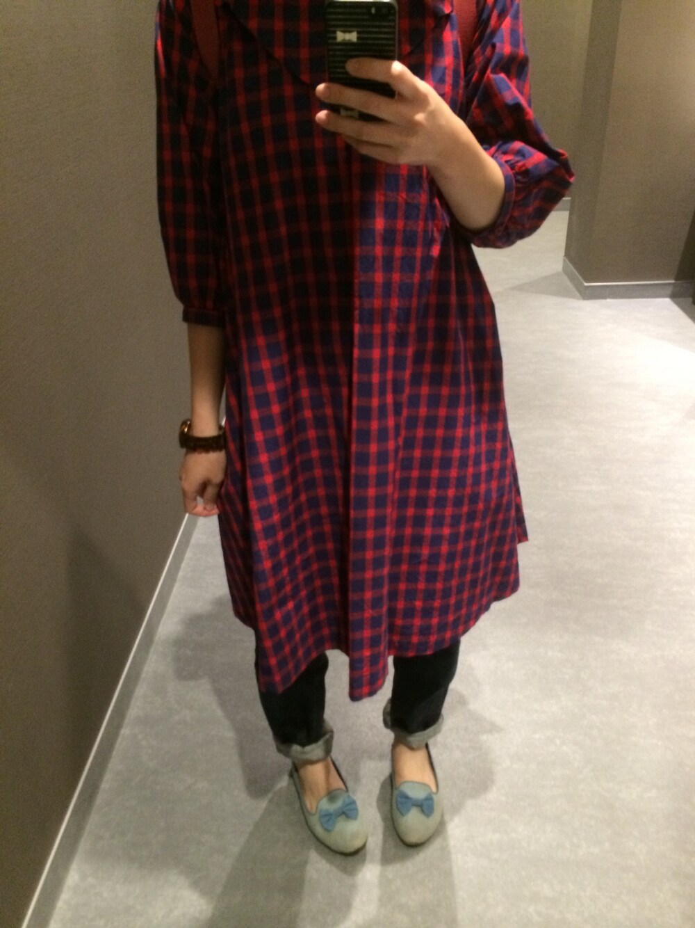「ｂｕｌｌｅ　ｄｅ　ｓａｖｏｎ、さんかく、赤チェック、PAR ICI」｜「bulle de savonのアイテム（ワンピース、レッド系）」を使った、___さん（レディース・165cm）の秋コーディネートの1枚目の写真