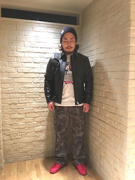 「迷彩柄」｜「アイテム（ライダースジャケット）」を使った、hashikenさん（メンズ・172cm）の秋コーディネート