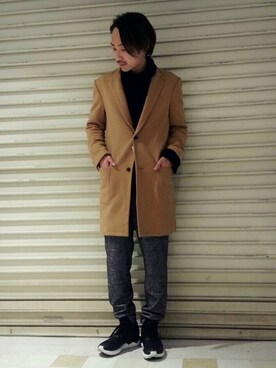 「L.H.P（エルエイチピー）のアイテム（チェスターコート）」を使った、Junya Kasugaさん（メンズ・170cm）の冬コーディネート