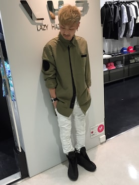 「L.H.P（エルエイチピー）のアイテム（パンツ）」を使った、Junya Kasugaさん（メンズ・170cm）の夏コーディネート