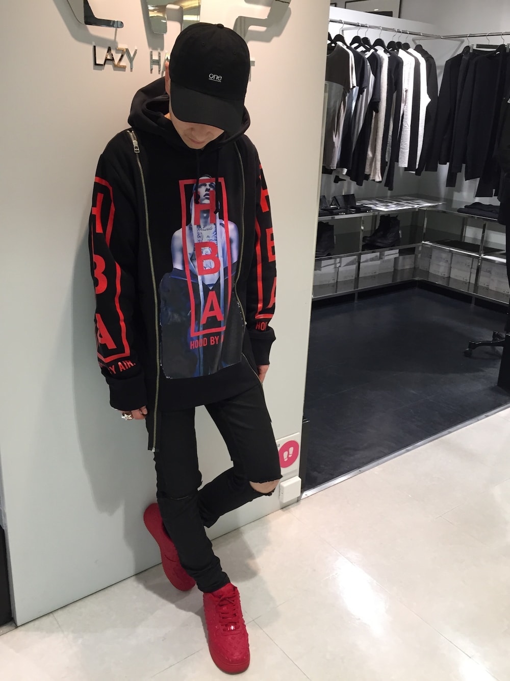 「L.H.Pのアイテム（キャップ、ブラック系）」を使った、Junya Kasugaさん（メンズ・170cm）の夏コーディネートの1枚目の写真