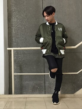 「WHITELAND BLACKBURN」｜「アイテム（MA-1）」を使った、Junya Kasugaさん（メンズ・170cm）の冬コーディネート