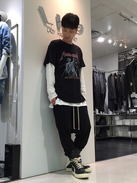 「DRKSHDW by RICK OWENS（ダークシャドウ バイ リックオウエンス）のアイテム」を使った、Junya Kasugaさん（メンズ・170cm）の夏コーディネート