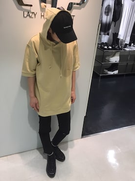 「KaneZ（ケインズ）のアイテム」を使った、Junya Kasugaさん（メンズ・170cm）の夏コーディネート