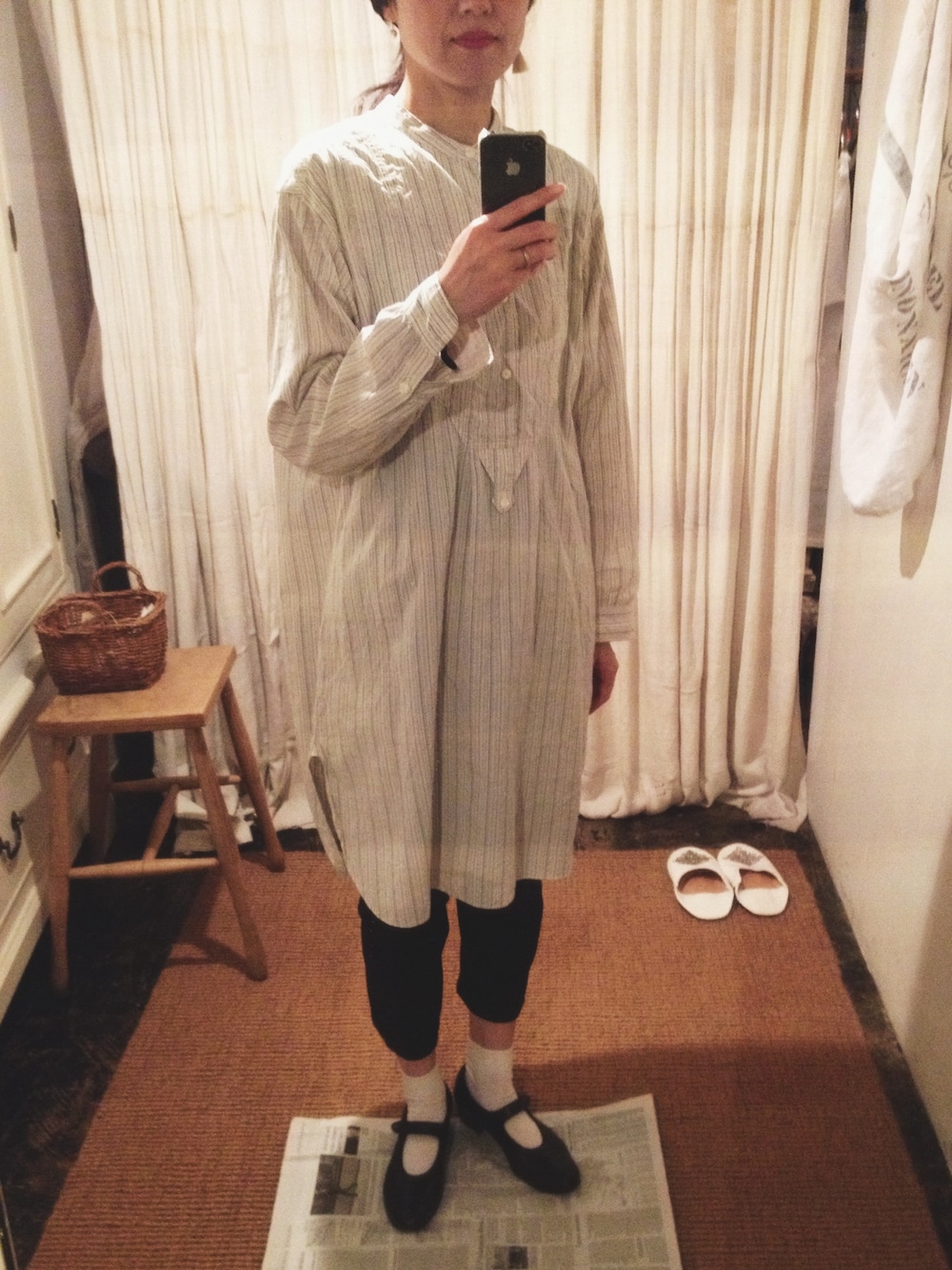 「ARTS & SCIENCEのパンツ（その他パンツ、ブラック系）」を使った、aikoさん（レディース・160cm）の春コーディネートの1枚目の写真