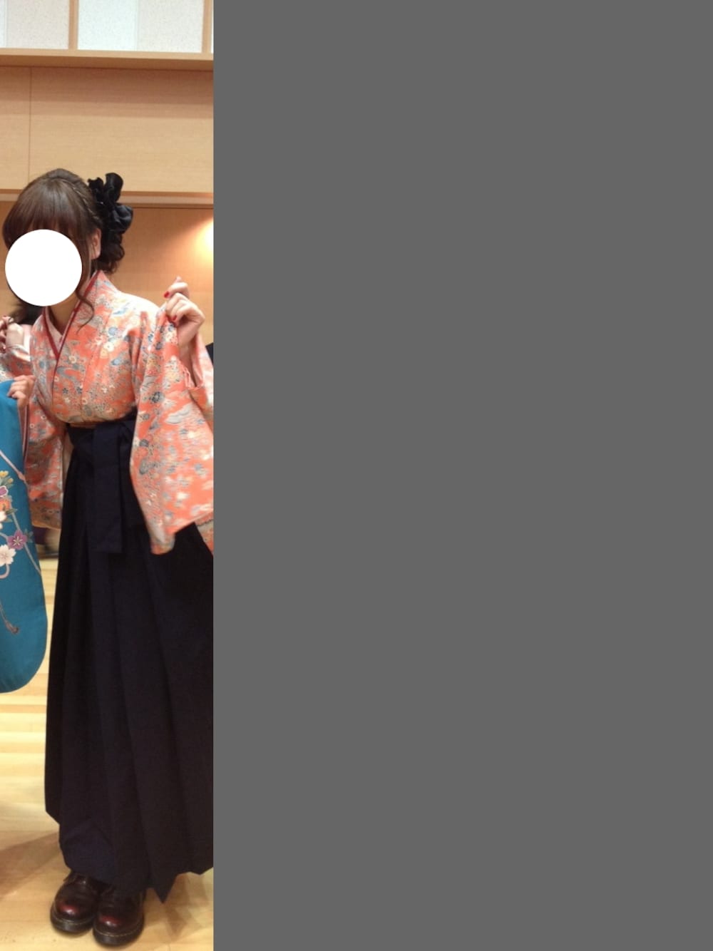 「卒業式、着物、袴」｜「Dr. Martensのアイテム（ブーツ、レッド系）」を使った、𝗒𝗎𝗄𝖺さん（レディース・168cm）の秋コーディネートの1枚目の写真