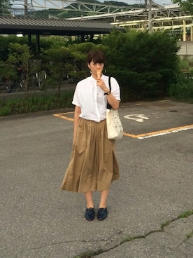 「CUE（キュウ）のアイテム」を使った、YUMIさん（レディース・168cm）の夏コーディネート