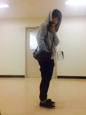 「Hのアイテム（バッグ）」を使った、Mai Tokuさん（レディース・158cm）の秋コーディネート