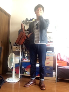 「トリッカーズ」｜「アイテム（アナログ腕時計）」を使った、くまいちろうさん（メンズ・168cm）の秋コーディネート