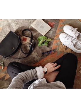 「Daniel Wellington（ダニエルウェリントン）の【Daniel Wellington】レザーバンド３６ＭＭ（アナログ腕時計）」を使った、atelier bloomさん（レディース・152cm）の冬コーディネート