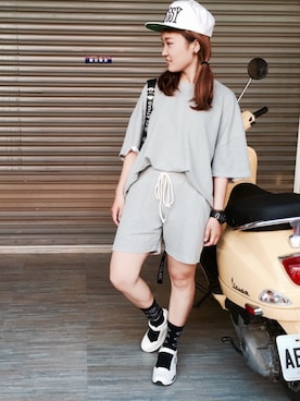 安卓夫さん（レディース・158cm）の秋コーディネート