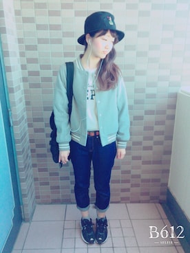 「NICE CLAUP（ナイスクラップ）のアイテム（スタジャン）」を使った、rikuさん（レディース・164cm）の秋コーディネート