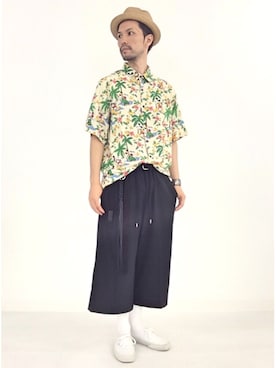 「BASISBROEK（バシスブルック）のアイテム（スラックス）」を使った、Shinya Tokunagaさん（メンズ・172cm）の夏コーディネート