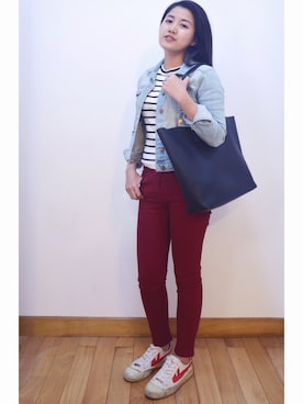 「アイテム（デニムパンツ、レッド系）」を使った、Angieeeさん（レディース・162cm）の冬コーディネート