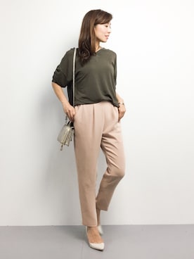 「PATTERN・fiona （パターンフィオナ）のアイテム（パンツ）」を使った、RINAさん（レディース・160cm）の秋コーディネート