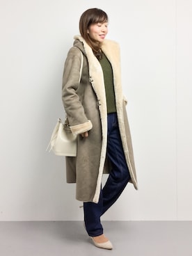 「オフィスカジュアル」｜「アイテム（ムートンコート）」を使った、RINAさん（レディース・160cm）の秋コーディネート