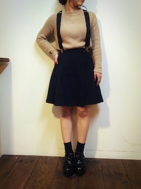 「アイテム（サスペンダー）」を使った、mika totaniさん（レディース・152cm）の冬コーディネート