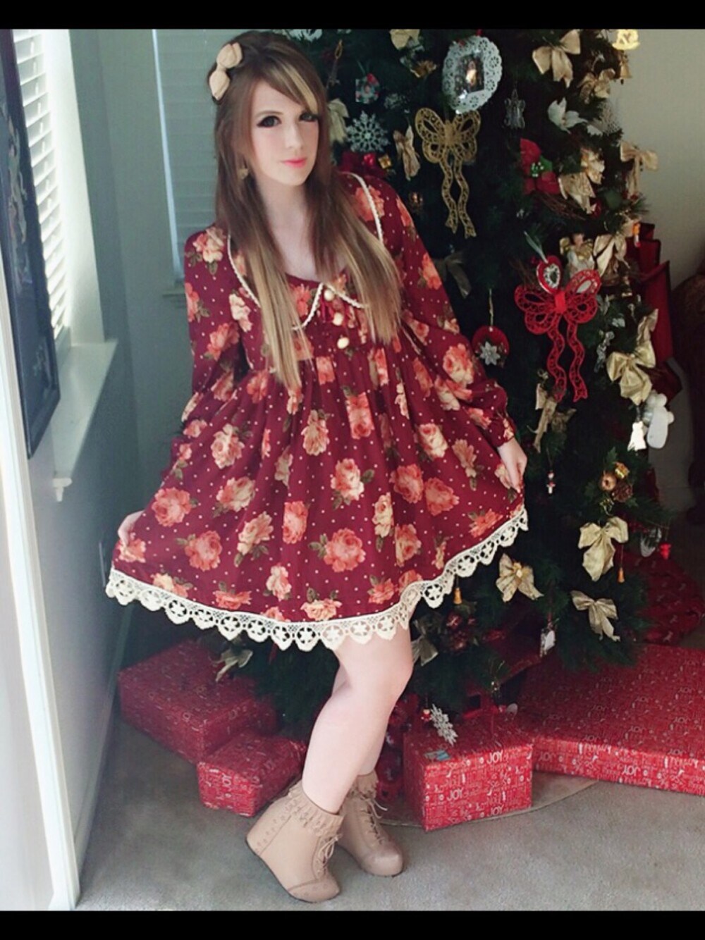 「ootd、LIZLISA、LIZ LISA、himekaji、Cute、holidays、j-fashion、Japanese fashion、christmas、gyaru」｜「LIZ LISAのアイテム（ワンピース、レッド系）」を使った、Darlaさん（レディース・153cm）の夏コーディネートの1枚目の写真