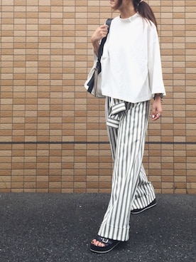 「CIAOPANIC（チャオパニック）の【Ciaopanic】度詰めハイネックBig-T（Tシャツ/カットソー、ホワイト系）」を使った、hoshi_romiさん（レディース・165cm）の夏コーディネート