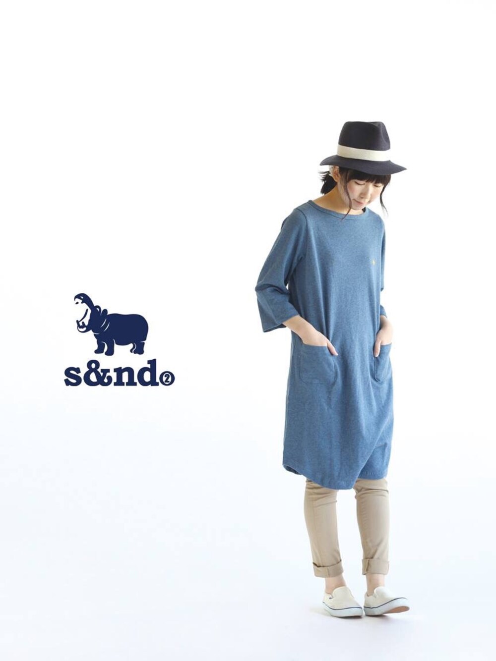 「ハット、レギパン、スニーカー、S&ND、ワンピース」｜「s&ndのアイテム（ワンピース、ブルー系）」を使った、Loobloomさん（レディース・162cm）の春コーディネートの1枚目の写真