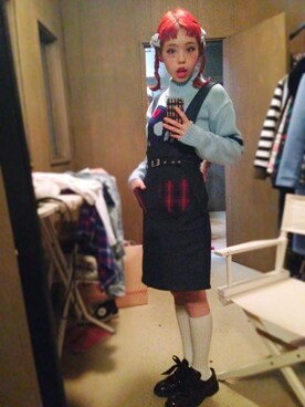 「PRADA（プラダ）のアイテム（シューズ）」を使った、瀬戸あゆみさん（レディース・152cm）の秋コーディネート