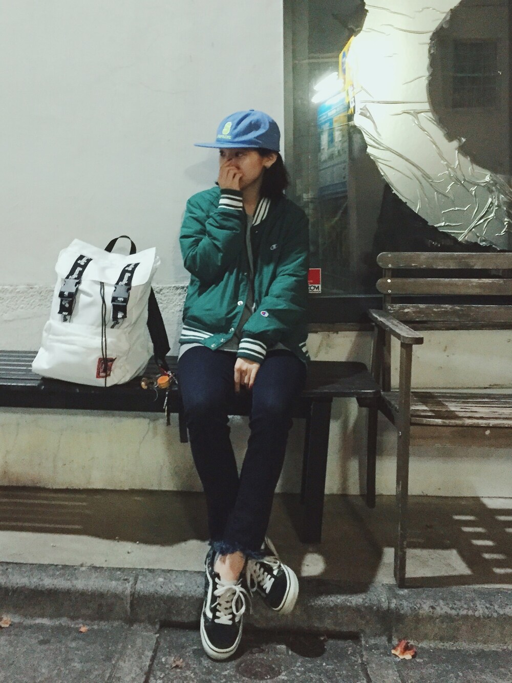 「Aymmy in the batty girls、jouetie、supreme、スタジャン」｜「jouetieのchampionワッペンスタジャン（スタジャン、ブルー系）」を使った、瀬戸あゆみさん（レディース・152cm）の秋コーディネートの1枚目の写真