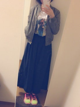 「UNIQLO（ユニクロ）のアイテム（スカート、ブラック系）」を使った、ハルカさん（レディース・158cm）の秋コーディネート