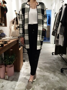 「minouのアイテム（タンクトップ、ホワイト系）」を使った、Mikoさん（レディース・173cm）の秋コーディネート