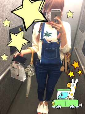 「Guess（ゲス）のアイテム（オールインワン・サロペット）」を使った、いしかわなささん（レディース・150cm）の春コーディネート