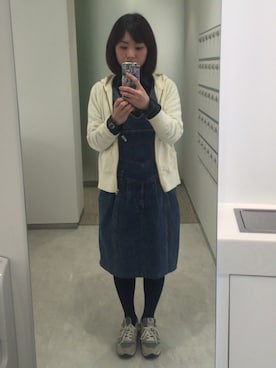 「Guess（ゲス）のアイテム（オールインワン・サロペット）」を使った、723さん（レディース・155cm）の冬コーディネート
